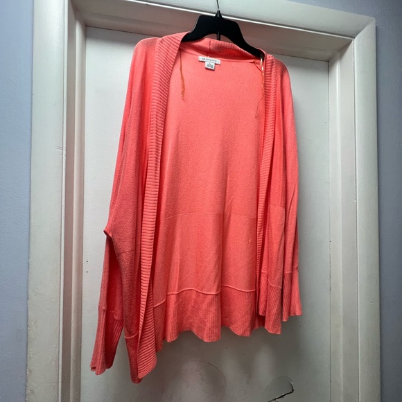 Cardigans - Picture 3 of 6